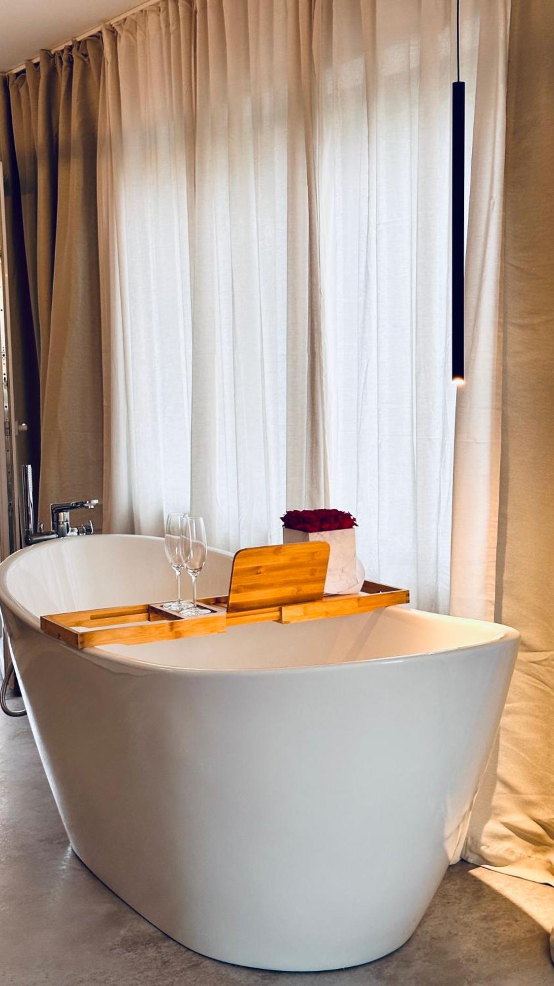Apartmán Leonardo Wuerzburg I Freistehende Badwanne Exteriér fotografie